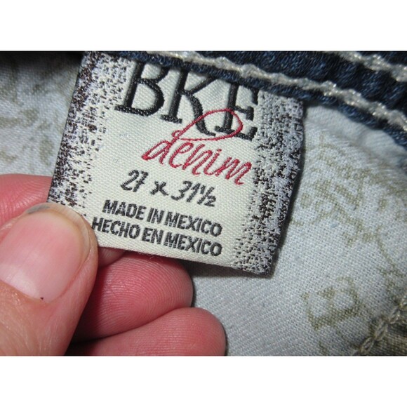 BKE Stella Jeans Blue Jeans 27R Rise 6  Embroidered and Rhinestones - Picture 4 of 7